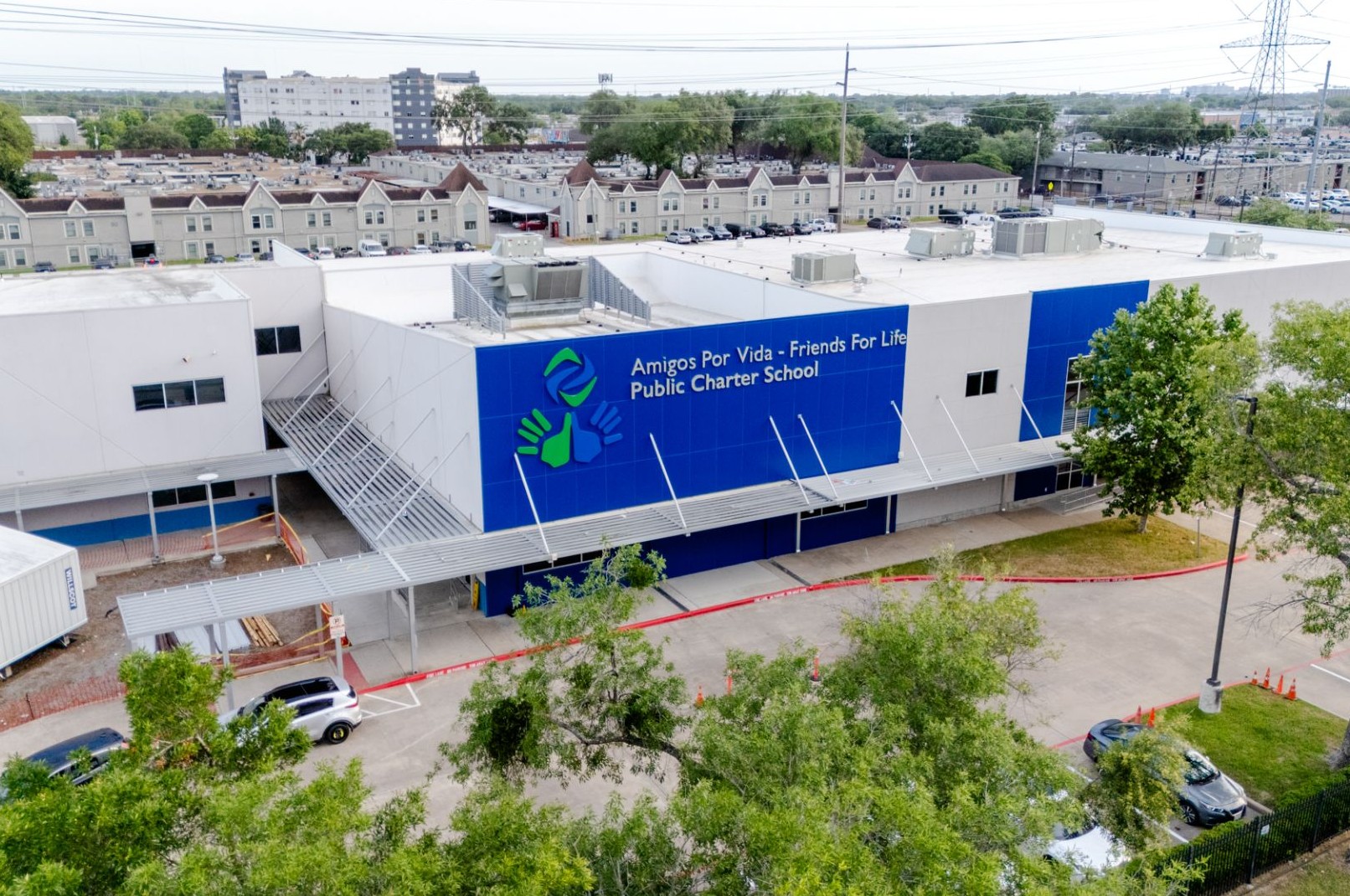 Amigos Por Vida – Friends for Life Public Charter School